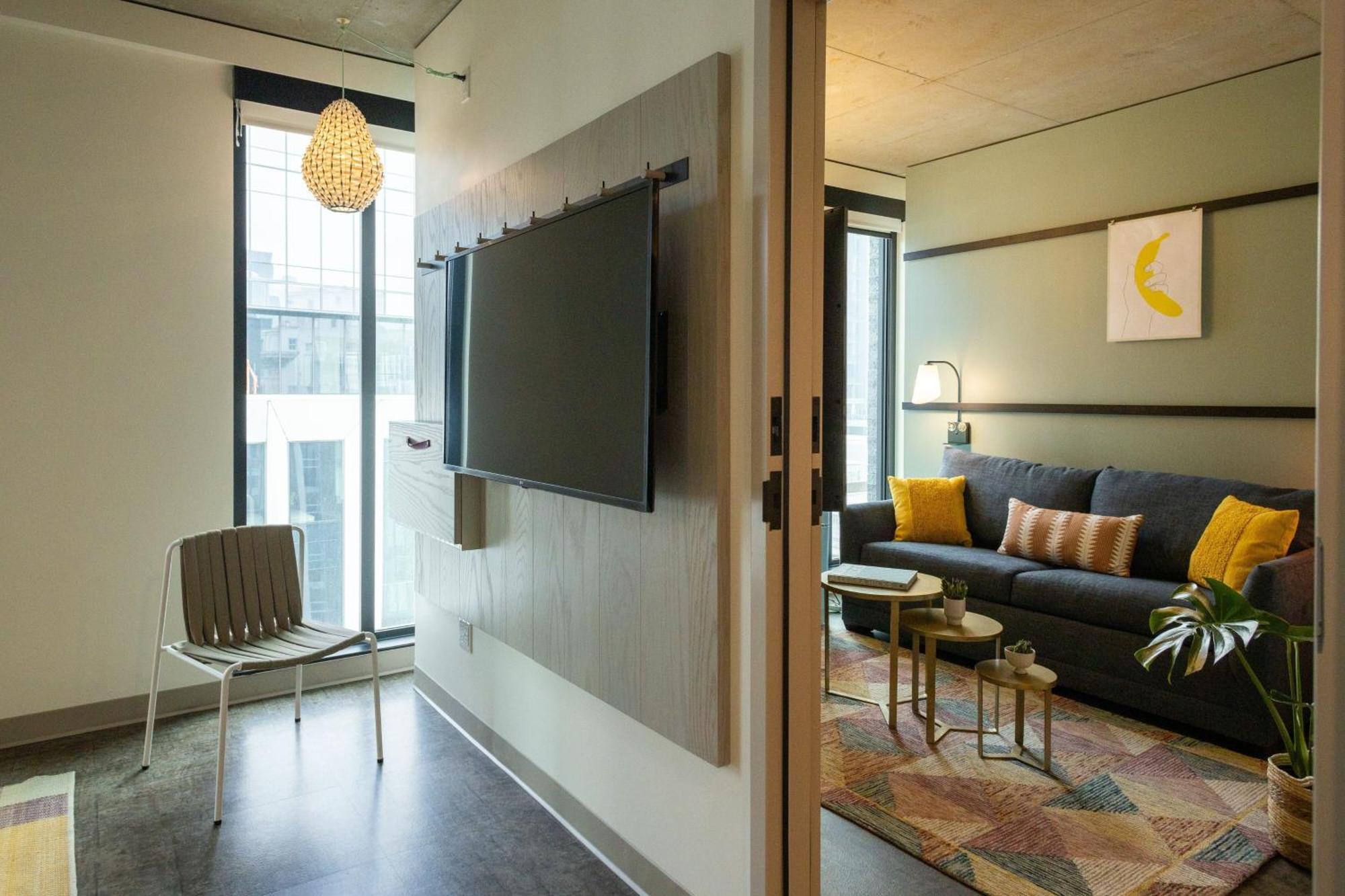 Hotel Moxy Portland Downtown Extérieur photo